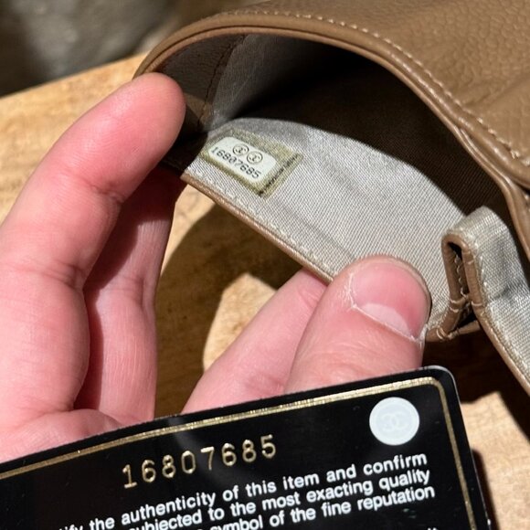 Chanel Brown Caviar Zip Compact French Purse Wallet - Picture 2 of 16